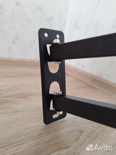 Кронштейн для телевизора