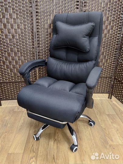 Компьютерное игровое геймерское кресло