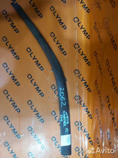 Ветровик передний левый Honda Partner EY6 D13B