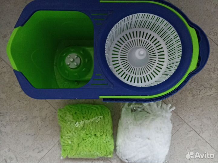 Ведро с отжимом и швабра aquamatic