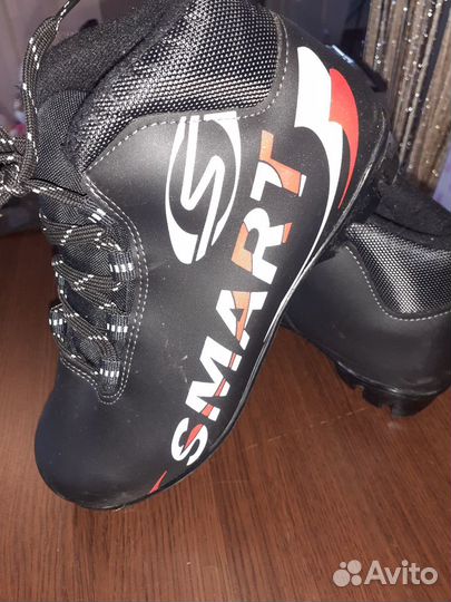 Лыжные ботинки