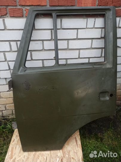 Дверь левая на камаз 5410