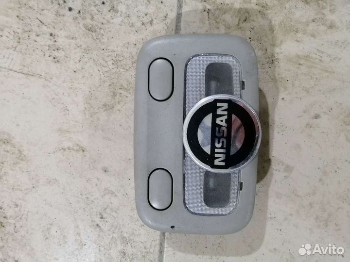 Плафон салона Nissan blueberd u14