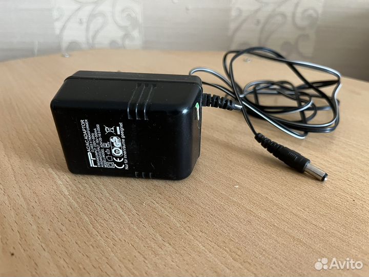 Виниловый проигрыватель Pro-Ject Debut III