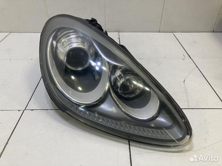 Фара правая Porsche Cayenne 958