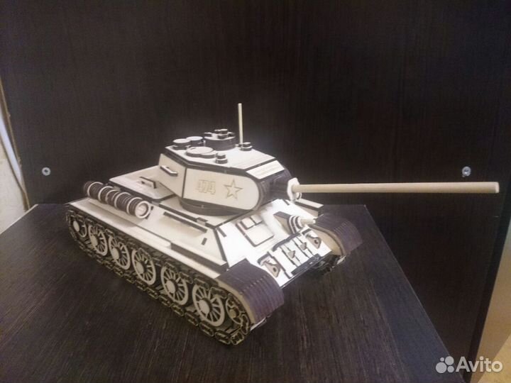 Модель Танка Т-34-85