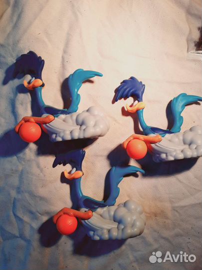 Игрушки из Киндера и Макдональдса