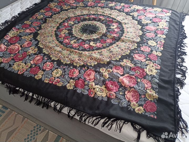 Павловопосадский платок