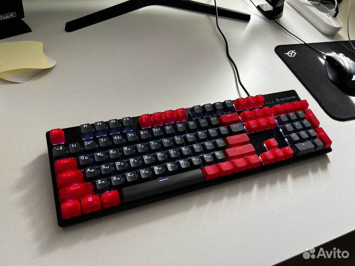 Red Square Keyrox Classic RSQ-20017