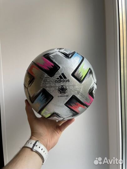 Футбольный мяч Adidas Uniforia Final 2020
