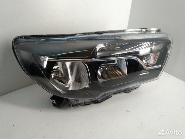 Фара передняя правая Лада Веста Ваз 2180 новая