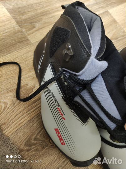 Лыжные ботинки ISG стелька 23 см 35-36 р