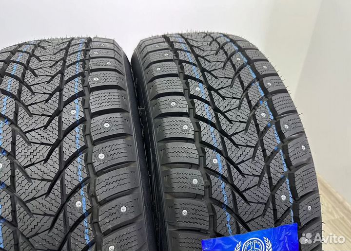 Tri Ace Snow White II 215/60 R16 58T