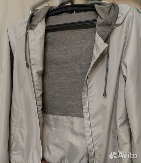 Ветровка женская 46 размер