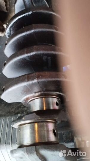 Каленвал на гольф 3