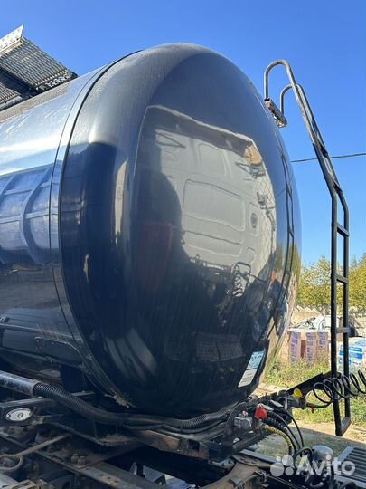 Полуприцеп битумовоз Bonum 28 куб.м, 2017