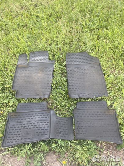 Коврики резиновые Kia Rio