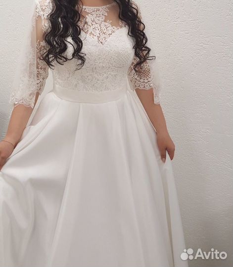 Свадебное платье