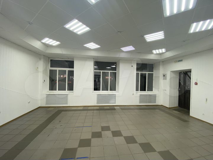 Торговая площадь, 102 м²