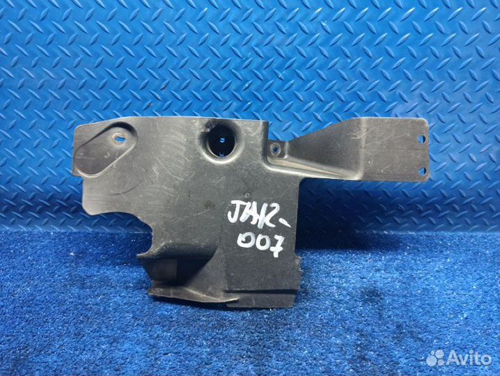 Защита днища задняя правая Mazda 3 BL