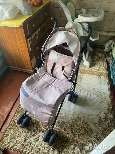 Прогулочная коляска трость
