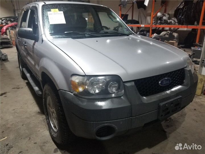 Разбор на запчасти Ford Escape