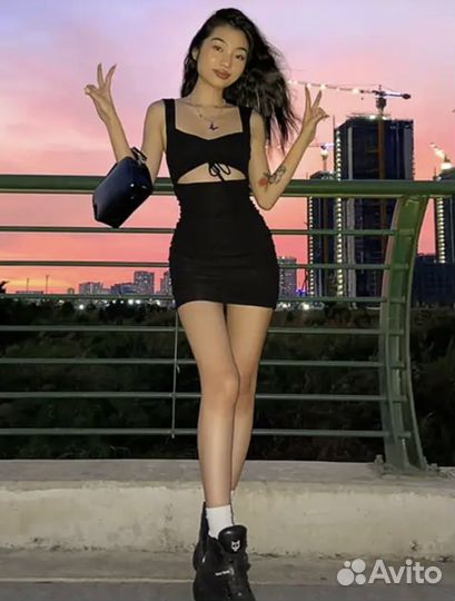 Черное платье