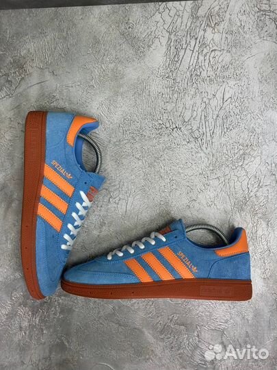 Adidas spezial