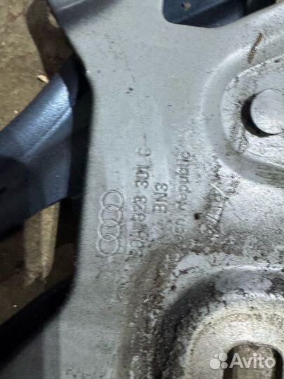 Петля капота Audi Q5 FY рест. 2020 80A823302C