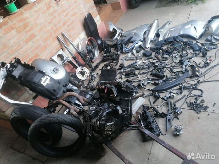 Kawasaki zzr 1100 93-01 Разбор Запчасти