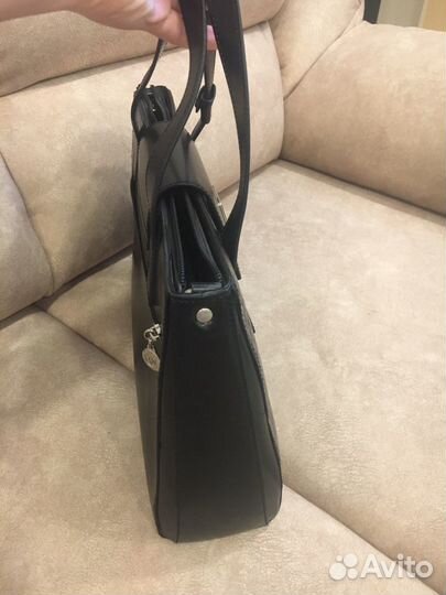 Сумка новая кожаная