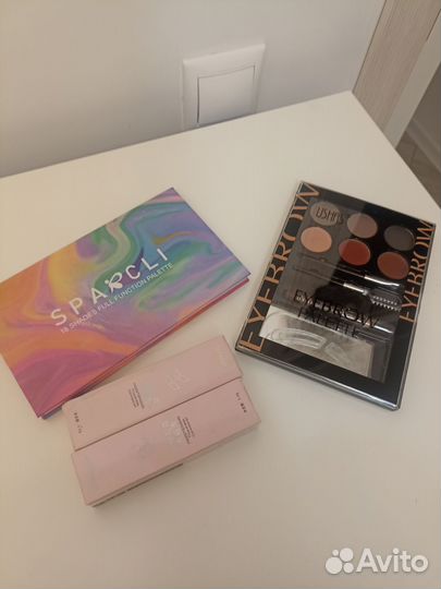 Набор палетка теней, палетка для бровей, консилер