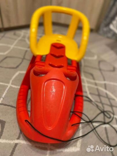 Детские санки пластиковые