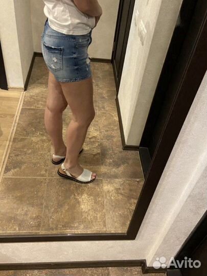 Женские шорты 44 рр
