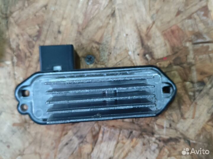 Резистор печки Mazda 3 бк