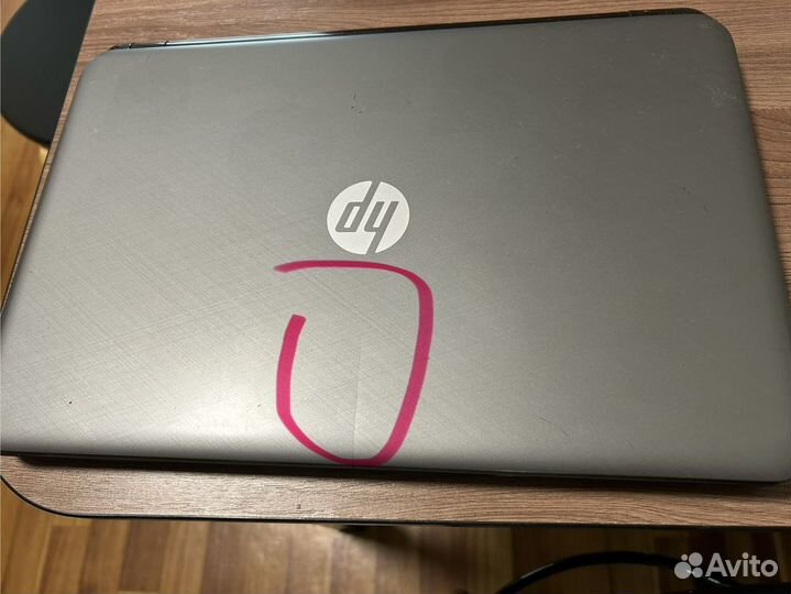 Ноутбук HP 15-r272ur