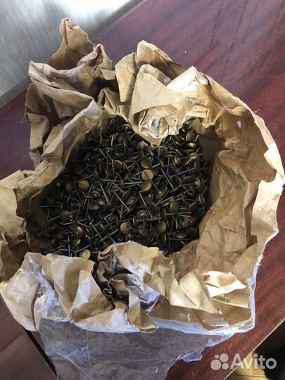 Гвозди мебельные