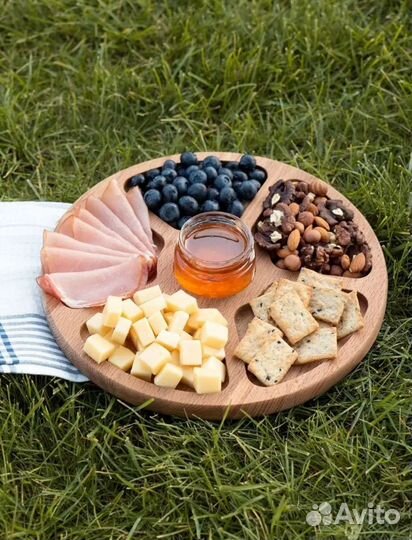 Менажница деревянная 30 см 6 секций