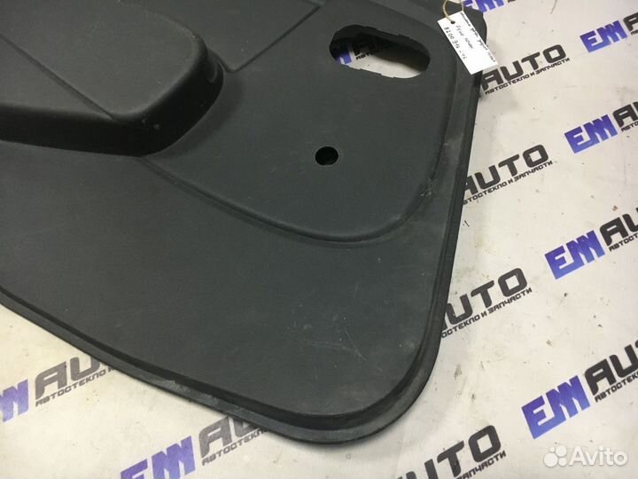 Обшивка двери задней левой Рено Логан