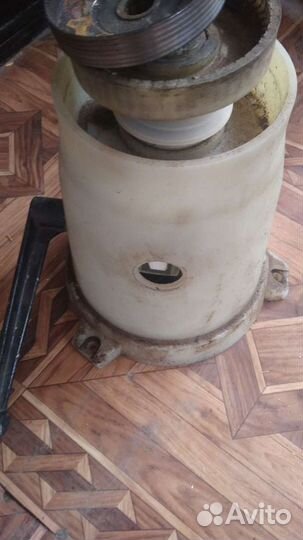 Сепаратор для молока ручной