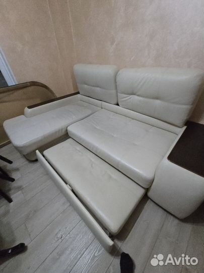 Угловой диван