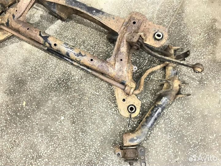 Балка задняя Toyota Vista Ardeo (SV50) 2000-2003