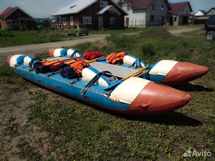 Катамаран и снаряжение для сплава в аренду. Заброс