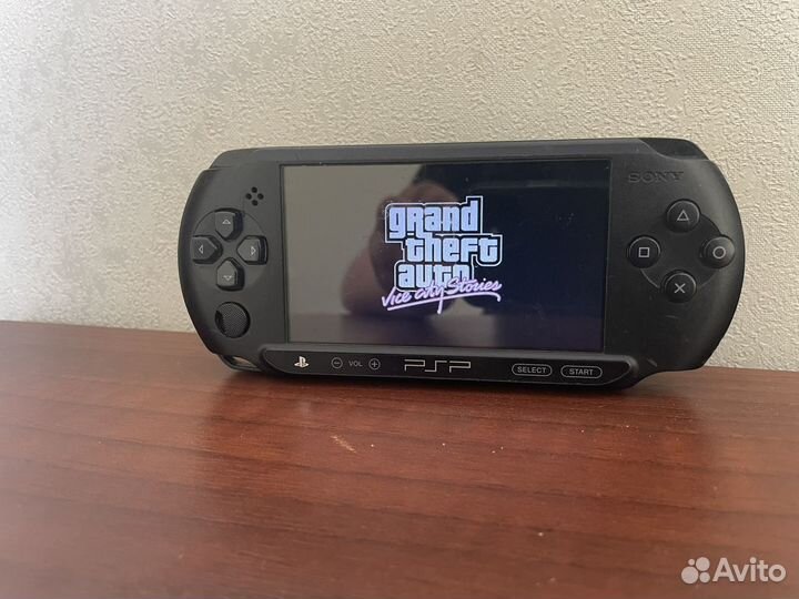 Sony PSP e 1008