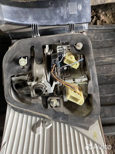 Фонарь внешний правый BMW X6 E71