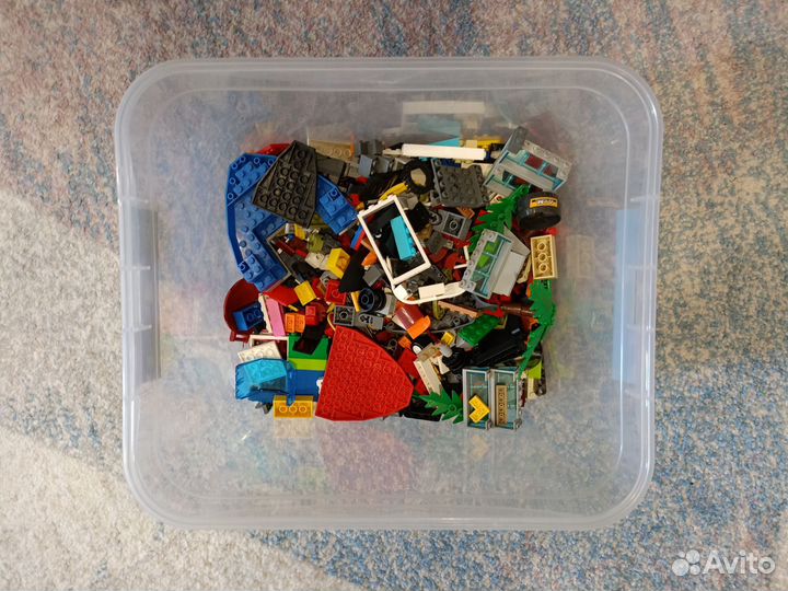 Лего 1.7 кг