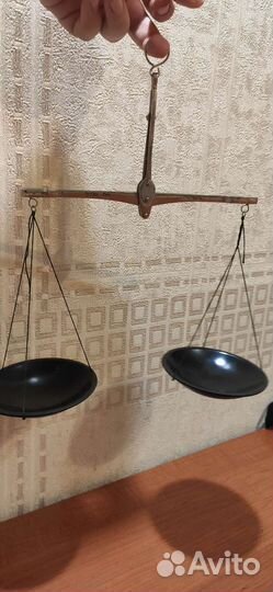 Весы равноплечие ручные
