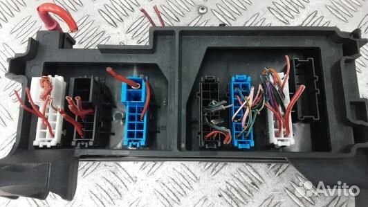 Блок предохранителей mercedes benz M-class W164 (F