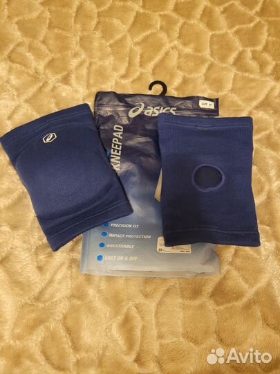 Наколенники asics