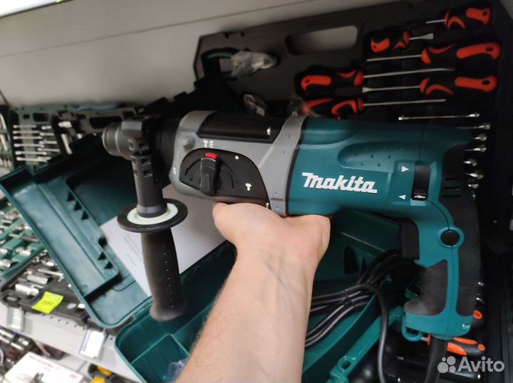Перфоратор makita